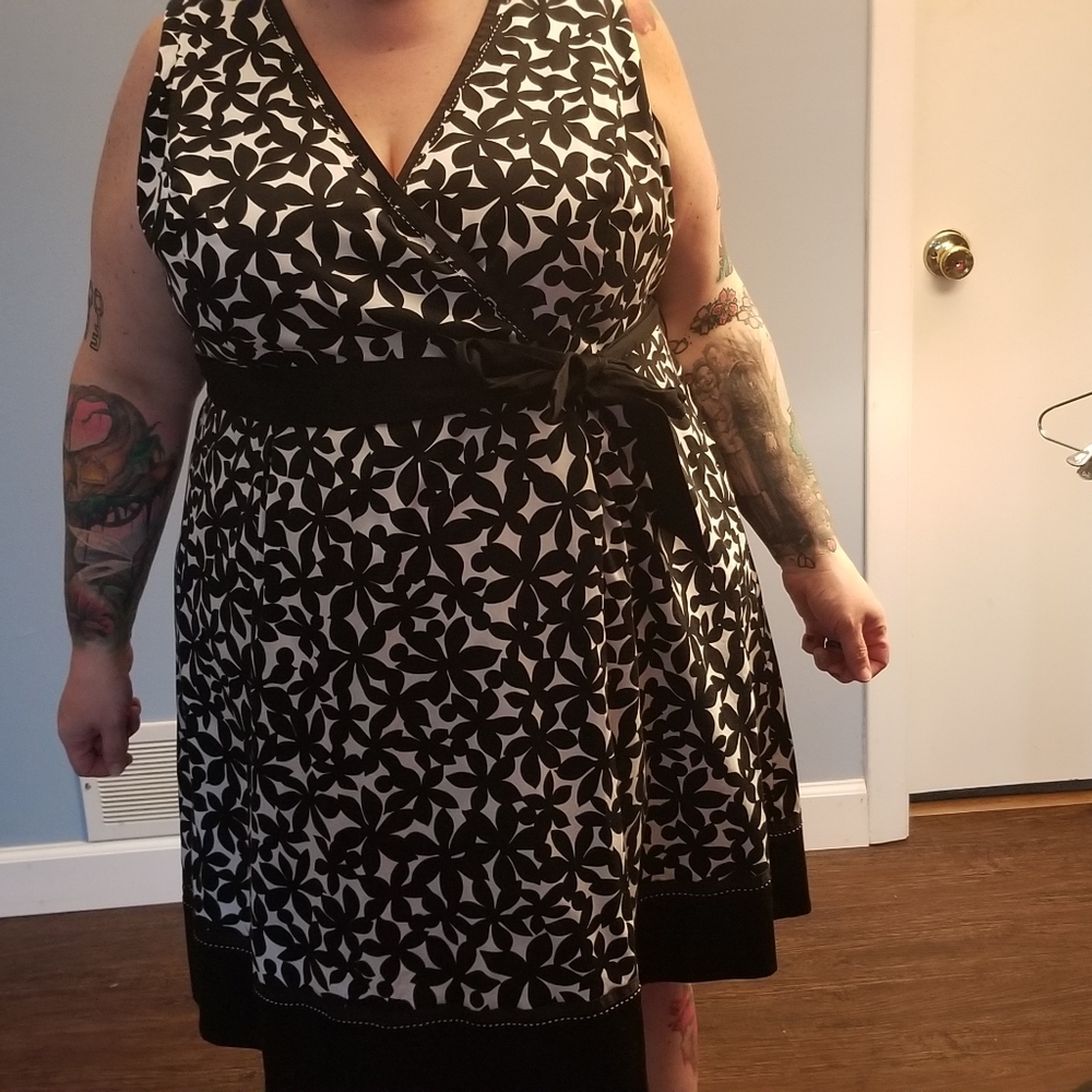 Lane Bryant Black and White dress. Size 26.